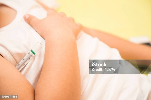 doctor,child,thermometer