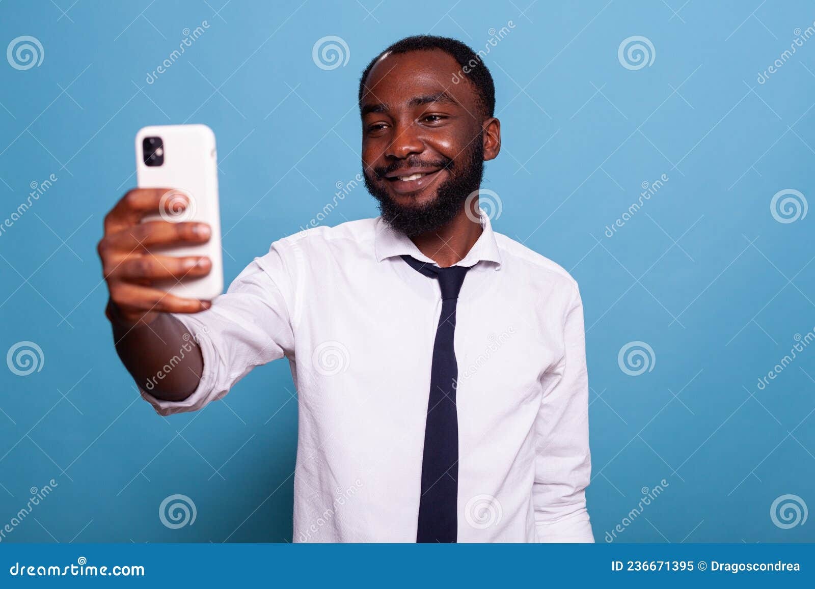 freelancer, video call, smiling
