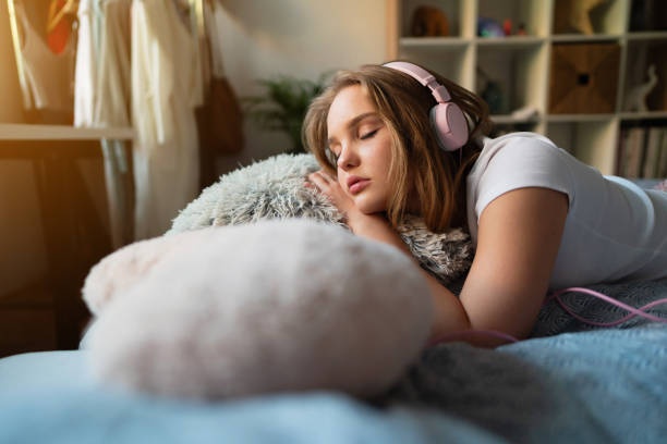 headphones,sleep,language learning,audio