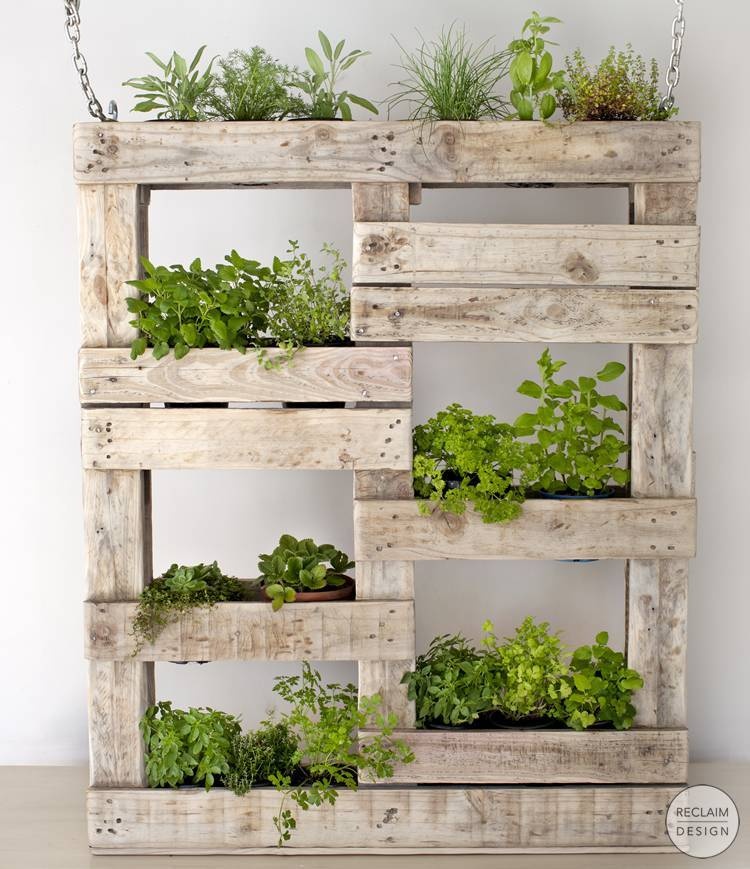 pallet with hanging pots,vertical garden,plants,easy