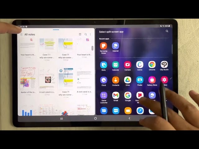 flexible tablet showing multiple apps, split screen