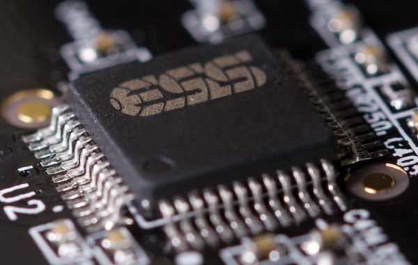ESS Sabre chip, close-up, circuit board