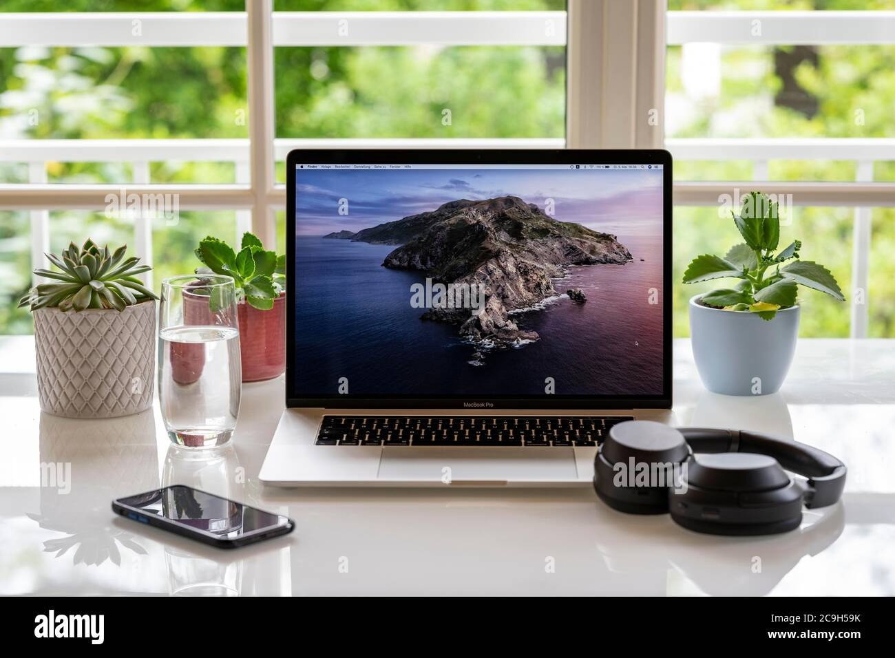 laptop,macbook,work,home,office