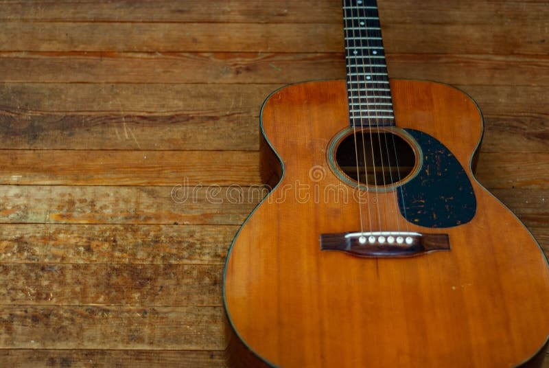 old guitar,wooden,acoustic,vintage