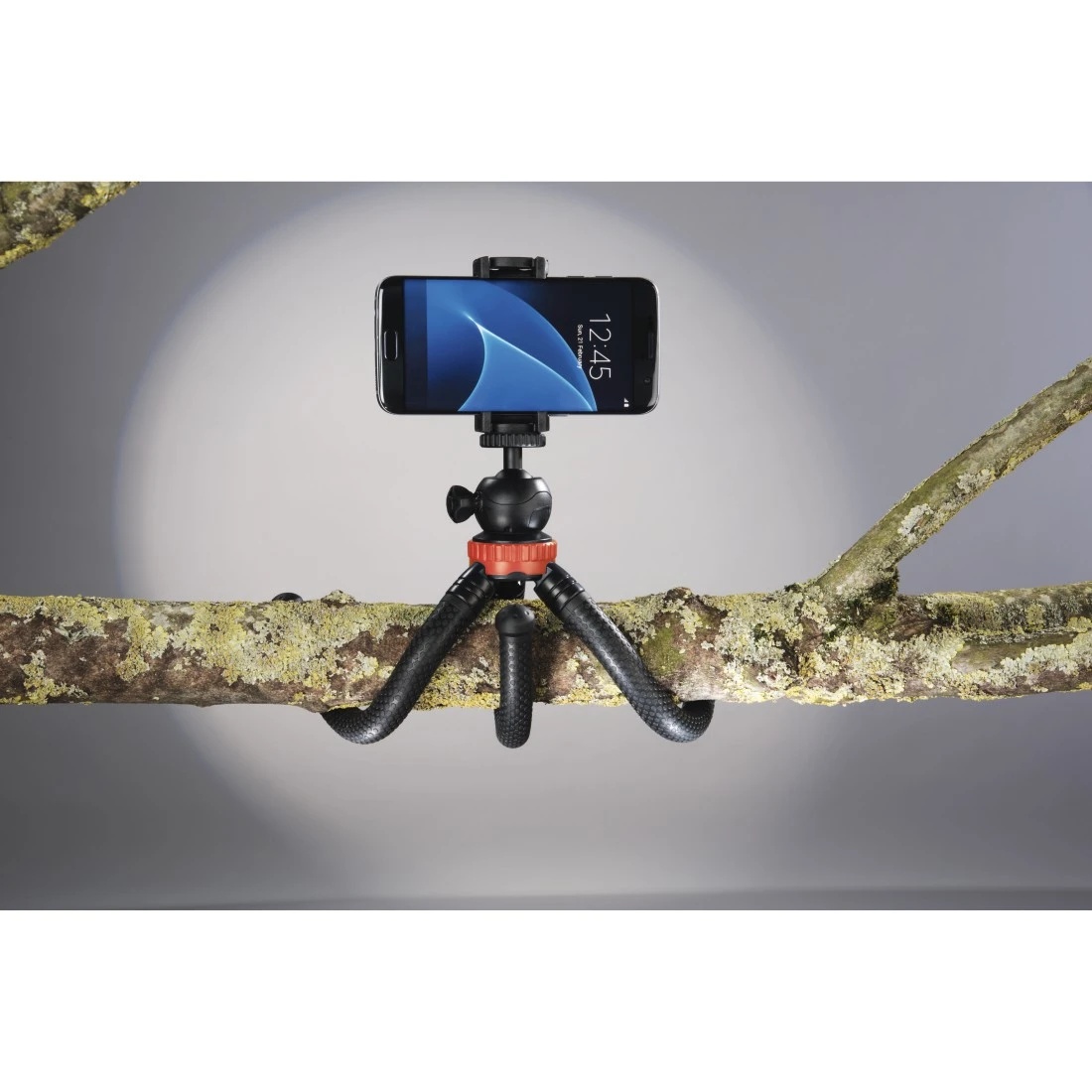 folded smartphone, camera, flex cam, landscape, selfie, tripod