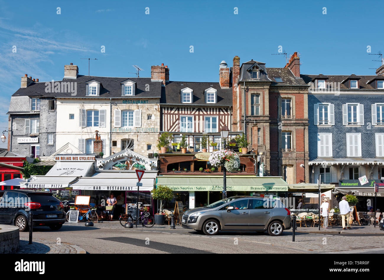 city,old buildings,europe,travel