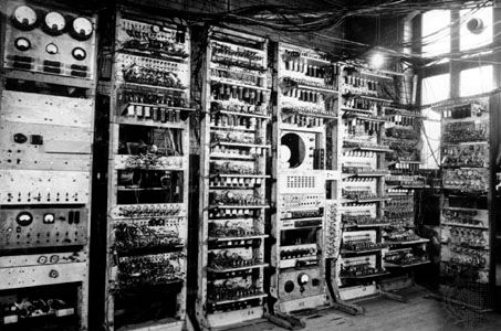 historical photo collage, ENIAC, Grace Hopper, Manchester Baby, 1940s, early computing