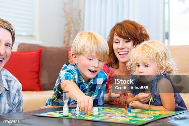 children,boardgame,playing,family,happy