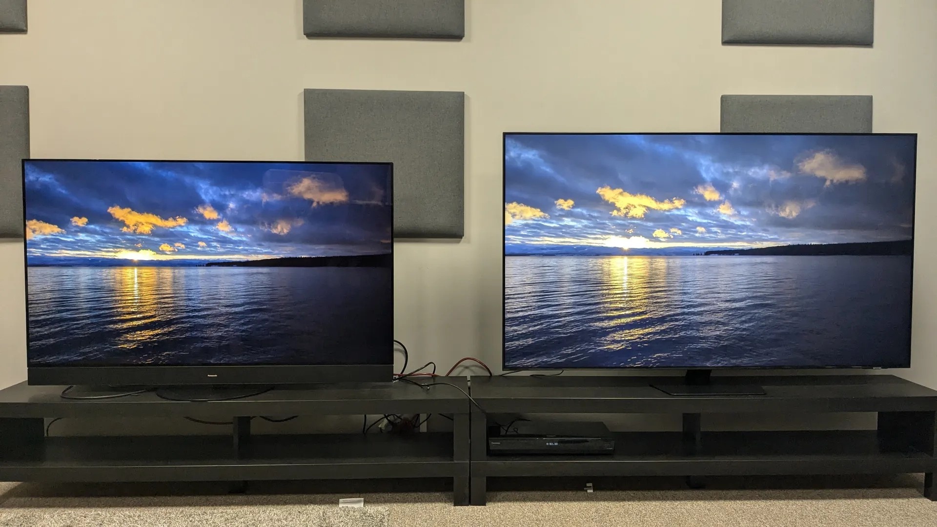 professional monitor, OLED, Mini-LED, comparison, brightness