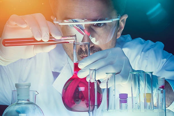 scientist,lab,experiment,beaker,flask