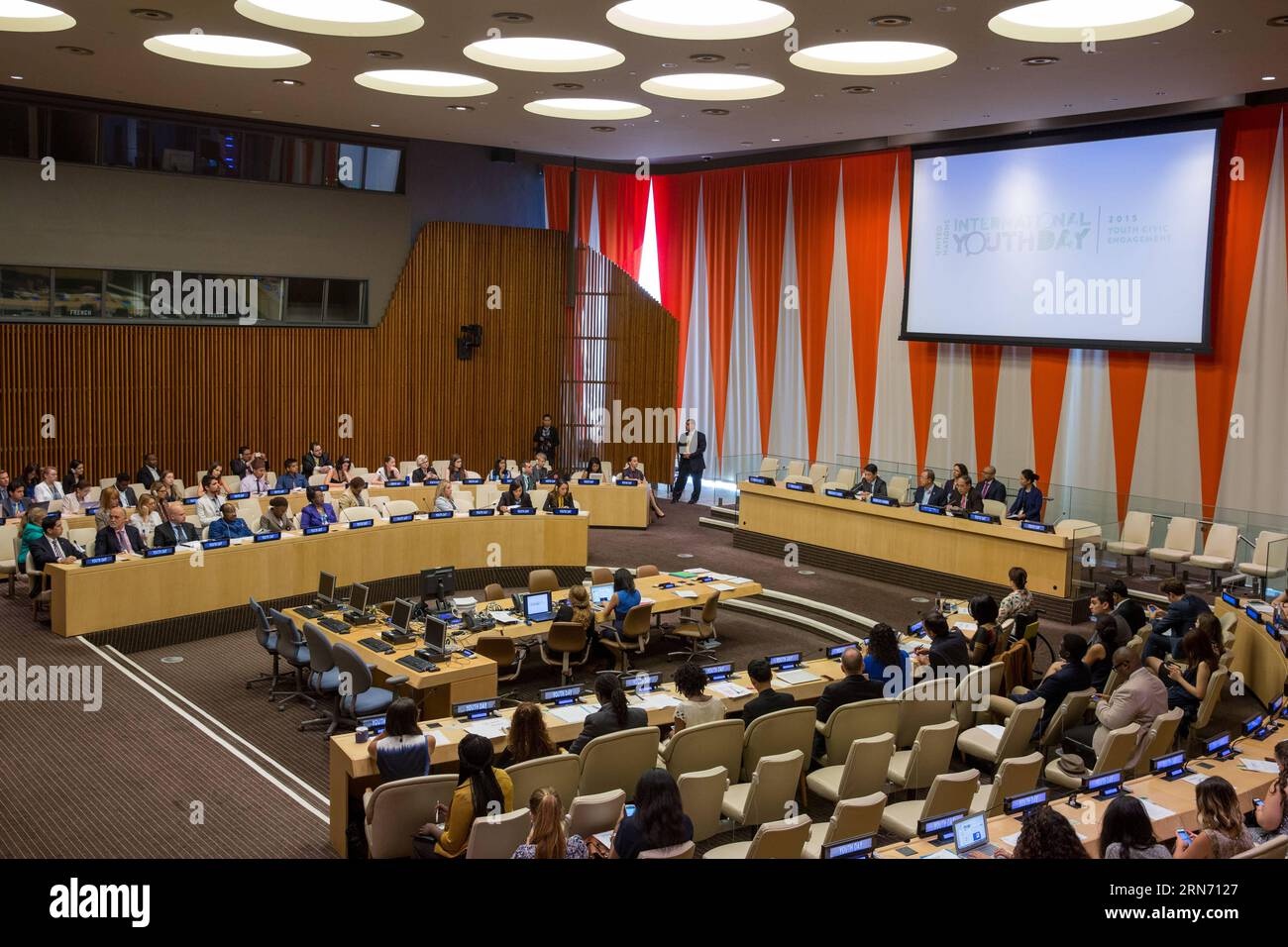fake,photo,conference,sustainable development,university,audience