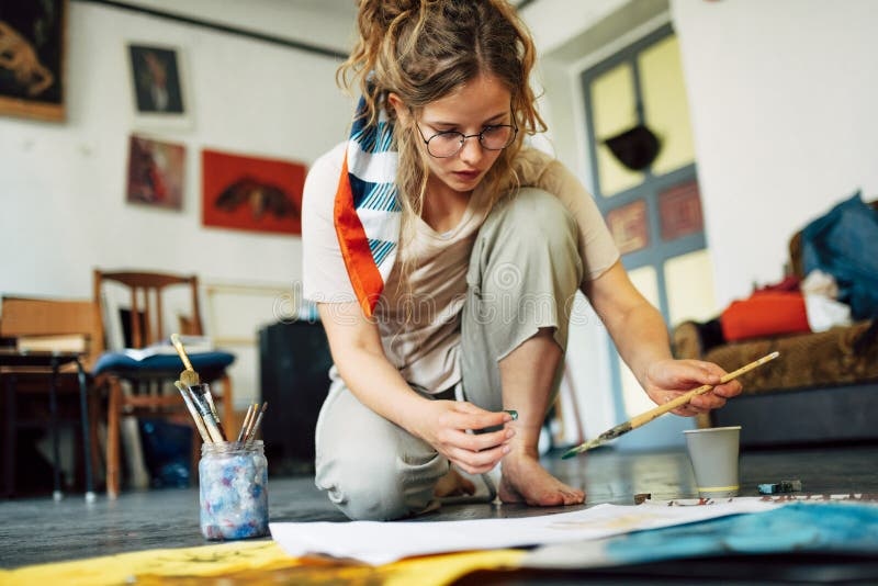 woman,artist,studio,paint,canvas