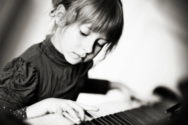 girl,piano,music,black