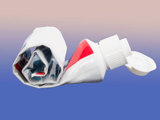 toothpaste,tube,cleaning,pot